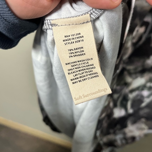 Soft Surroundings Naima Floral Moody Dark Academia Maxi Dress Petite Medium - Picture 6 of 8